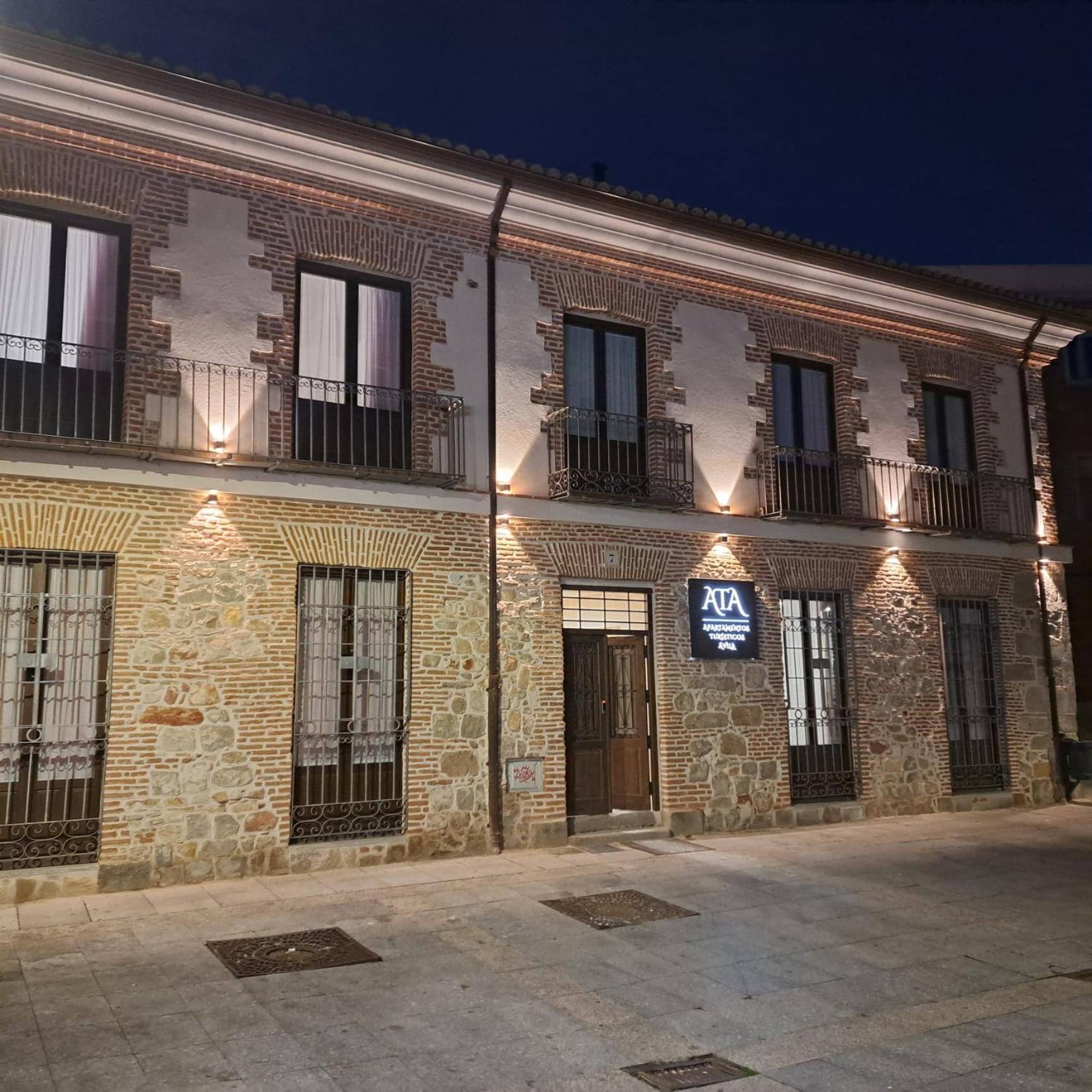 Apartment Turisticos Puerta Del Mariscal 1-1 Avila